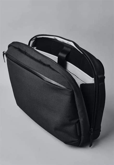 alpaka laptop bag